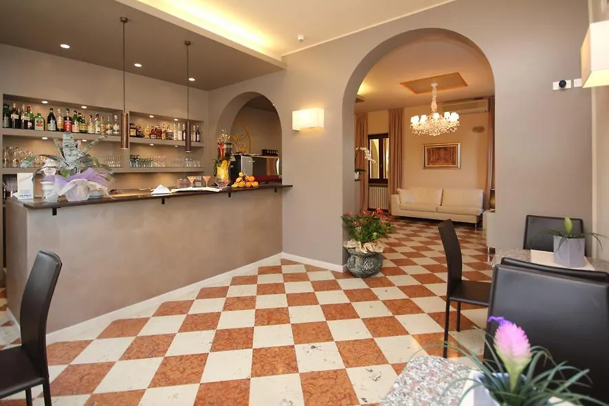 Hotel Sirena Lazise